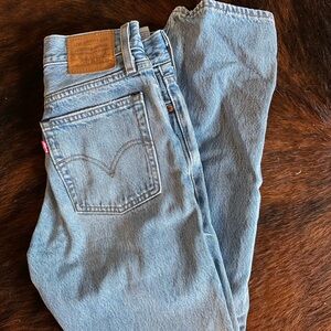 Levi’s Wedgie Jeans